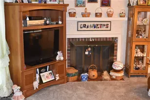 132 N Sugar St, St Clairsville, OH 43950 - Photo 6