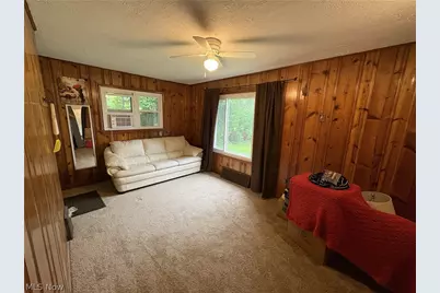 727 Wooster Road N, Barberton, OH 44203 - Photo 30