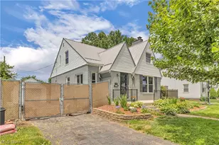 1227 Manor Ave SW, Canton, OH 44710 - Photo 2