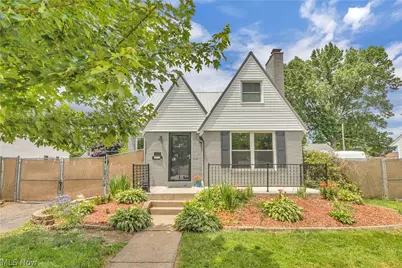 1227 Manor Avenue SW, Canton, OH 44710 - Photo 1