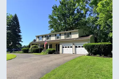 520 Heatherwood Drive SE, Warren, OH 44484 - Photo 4