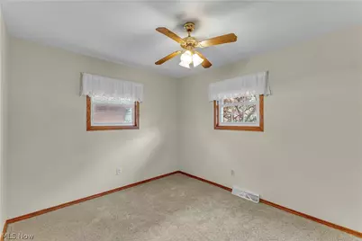 316 Thelma Drive, Sheffield Lake, OH 44054 - Photo 16