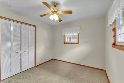 316 Thelma Drive, Sheffield Lake, OH 44054 - Photo 18