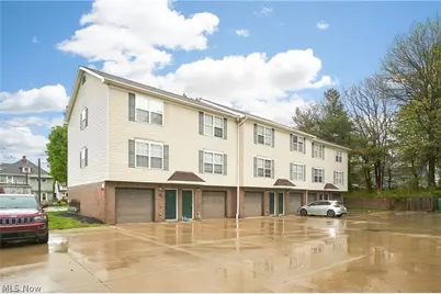 2067 Newberry Street, Cuyahoga Falls, OH 44221 - Photo 2