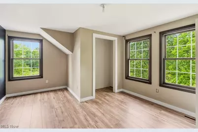 7429 Chagrin Road, Chagrin Falls, OH 44023 - Photo 32