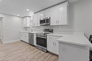 1232 Swearingen Rd, Weirton, WV 26062 - Photo 6