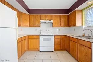 808 Doty Dr, Wadsworth, OH 44281 - Photo 14