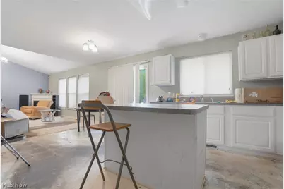 560 Canterbury Lane, Sagamore Hills, OH 44067 - Photo 8