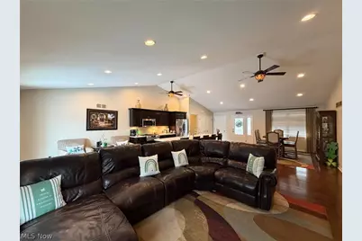 1343 Courtland Road, Weirton, WV 26062 - Photo 16