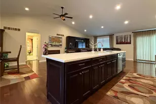 1343 Courtland Rd, Weirton, WV 26062 - Photo 10