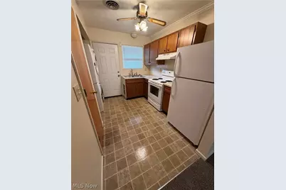 180 Ohio Avenue #9, Salem, OH 44460 - Photo 4