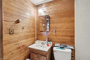 229 McLister Ave, Mingo Junction, OH 43938 - Photo 8