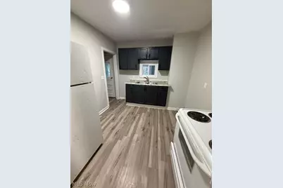 4106 Lee Road #3, Loveland, OH 44128 - Photo 2