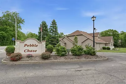 1210 Pebble Chase Circle NE, Massillon, OH 44646 - Photo 2