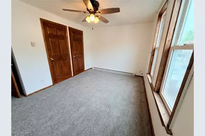 4254 Harrison Street, Bellaire, OH 43906 - Photo 8