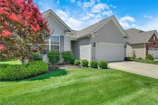 8024 Parkcroft Dr, Mentor, OH 44060 - Photo 2