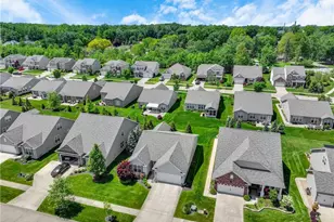 8024 Parkcroft Dr, Mentor, OH 44060 - Photo 38