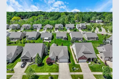 8024 Parkcroft Drive, Mentor, OH 44060 - Photo 40