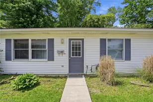 124 Tiffin Ave, Huron, OH 44839 - Photo 6