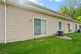 666 Treadway Blvd, Sheffield Lake, OH 44054 - Photo 30