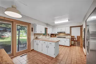 3379 S Smith Rd, Fairlawn, OH 44333 - Photo 6