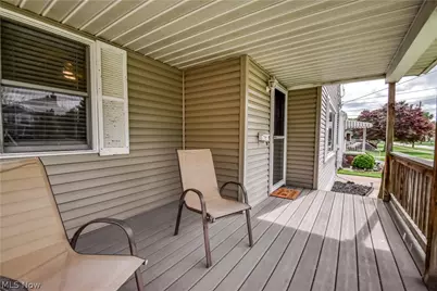 225 Burton Street, Fairport Harbor, OH 44077 - Photo 4