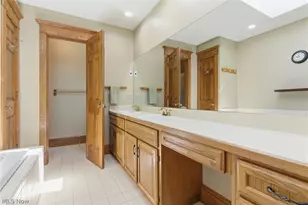 9475 Stafford Rd, Chagrin Falls, OH 44023 - Photo 28
