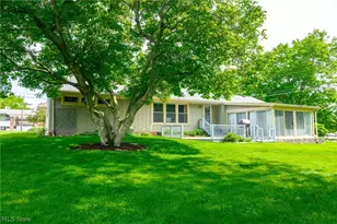 353 Hillcrest Dr, Ashland, OH 44805 - Photo 8
