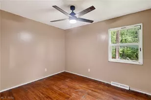 2964 Williamsburg St NW, Warren, OH 44485 - Photo 10