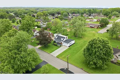 2413 W Manor Avenue, Youngstown, OH 44514 - Photo 4