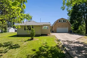 409 Edith Ave, Akron, OH 44312 - Photo 2