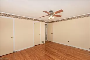4810 Westbourne Rd, Lyndhurst, OH 44124 - Photo 24