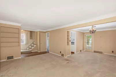 4810 Westbourne Road, Lyndhurst, OH 44124 - Photo 4