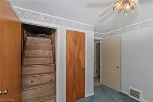 4810 Westbourne Rd, Lyndhurst, OH 44124 - Photo 34