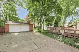 4810 Westbourne Rd, Lyndhurst, OH 44124 - Photo 42