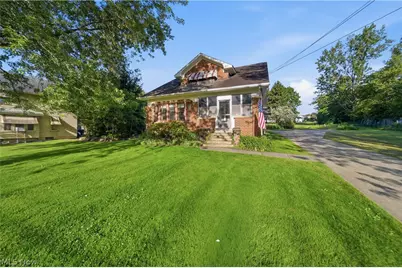 500 31st Street SW, Barberton, OH 44203 - Photo 2