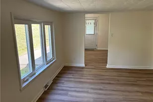 300 Henry, East Liverpool, OH 43920 - Photo 6