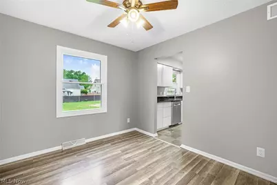 428 Seaman Avenue, Akron, OH 44305 - Photo 12