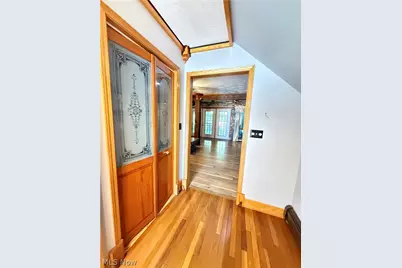 46605 Main Street, Jacobsburg, OH 43933 - Photo 6