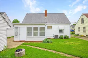 1139 Rockwood Ave SW, Canton, OH 44710 - Photo 4