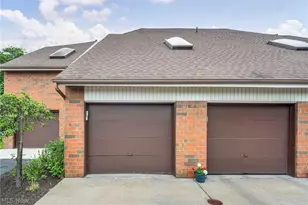 4705 Mayfield Rd, South Euclid, OH 44121 - Photo 2