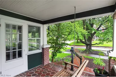 180 Montgomery Boulevard, New Concord, OH 43762 - Photo 4