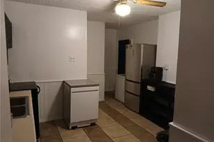760 Silvercrest Ave, Akron, OH 44314 - Photo 10