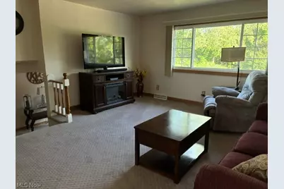 224 Lorraine Drive, Weirton, WV 26062 - Photo 4