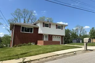 224 Lorraine Dr, Weirton, WV 26062 - Photo 18