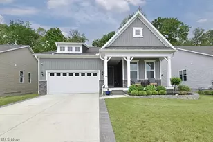 8208 Mustang Ln, Mentor, OH 44060 - Photo 2