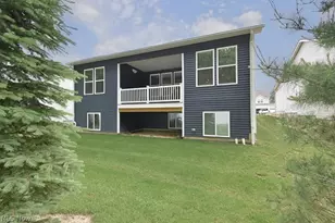 8208 Mustang Ln, Mentor, OH 44060 - Photo 48