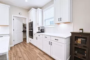 8208 Mustang Ln, Mentor, OH 44060 - Photo 12