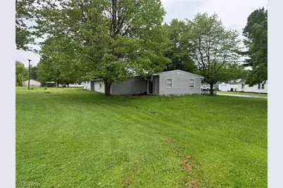 131 Marshall Avenue W, Warren, OH 44483 - Photo 4