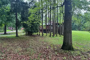12797 Oakwood Ave NW, Uniontown, OH 44685 - Photo 8